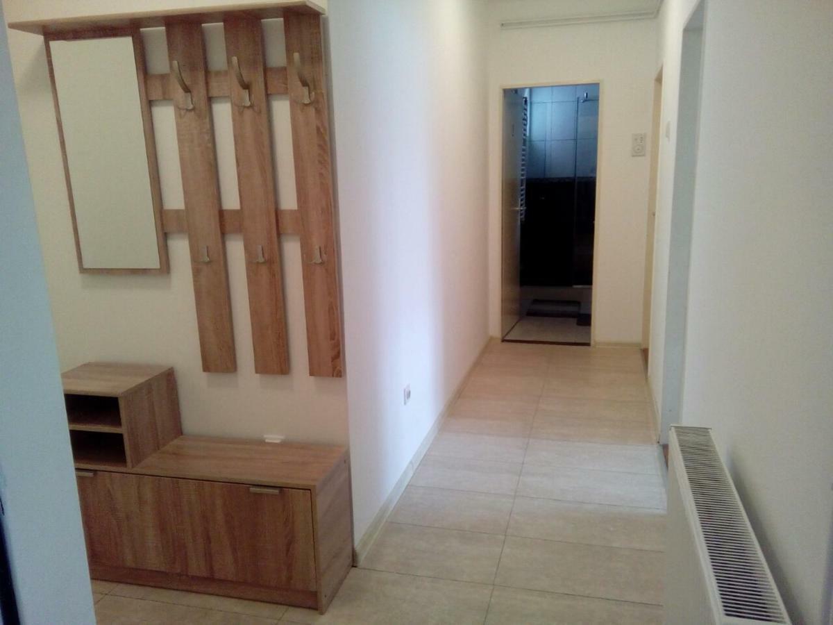 Apartman Ivan Vrdnik Buitenkant foto