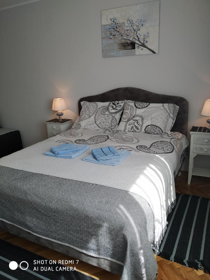 Apartman Ivan Vrdnik Buitenkant foto