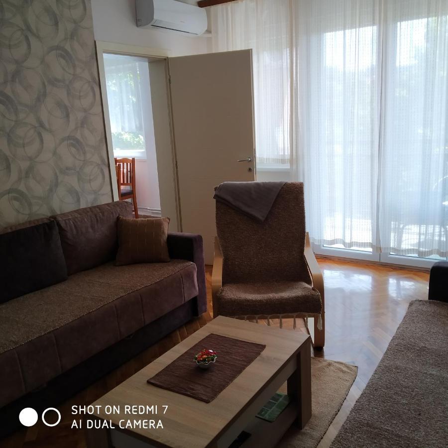 Apartman Ivan Vrdnik Buitenkant foto